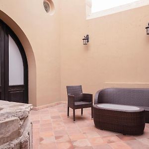 Queen Suite